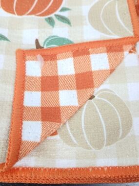NWT "FALL PUMPKINS"  Kitchen Stove Dish Hand Towel Microfiber Double Sided